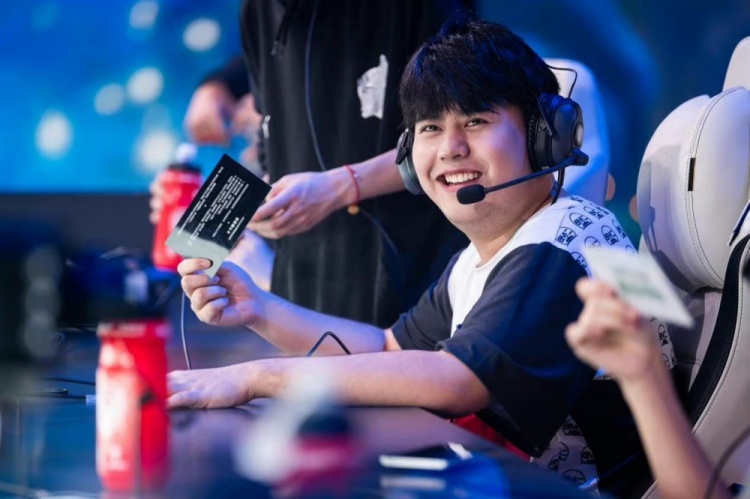 本次比赛吸 本次比赛吸